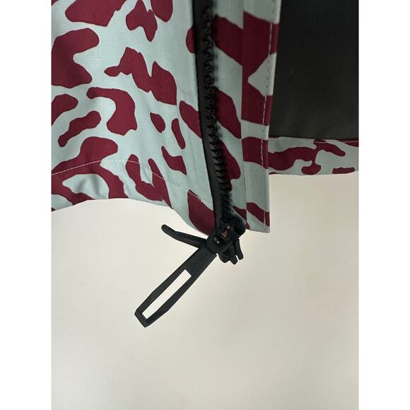 Adidas Terrex x Stella McCartney 2L Leopard Jacket - Size S - Picture 10 of 16